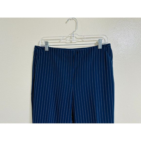 Chico's Blue/Gray Pinstripe Career Ankle Pants Petite Size 1P or Medium (8P) - Picture 4 of 5